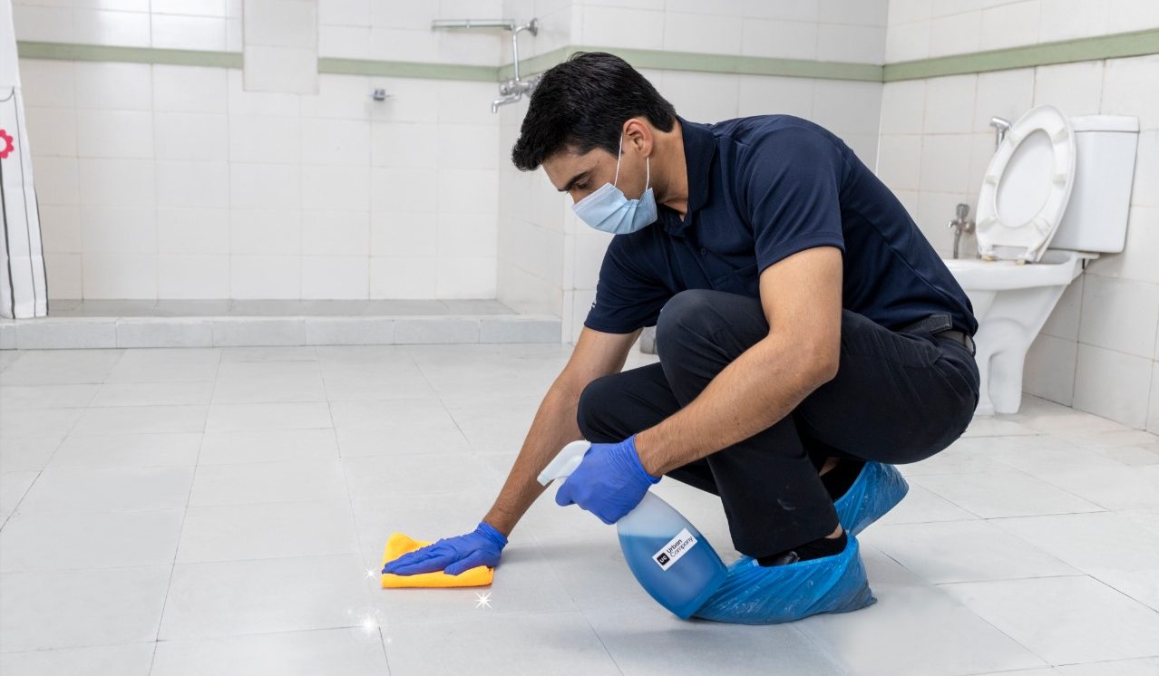 bathroom cleaning